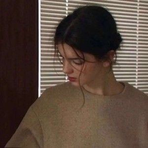 Meet your Posher, Hanlon